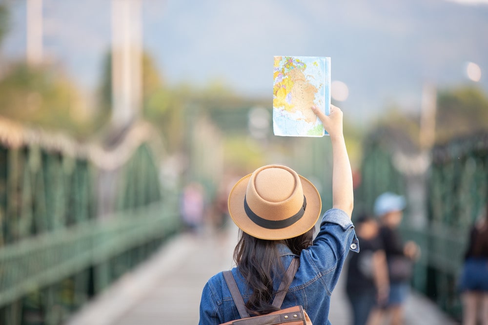 female-tourist-min